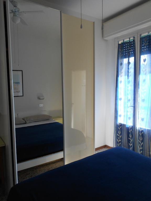 Hotel Villa Dei Platani Беллария-Иджеа-Марина Номер фото